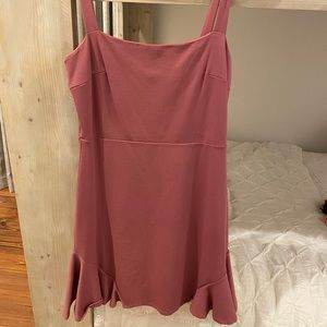 MAUVE THICK STRAP MINI DRESS. TAG STILL ON. SIZE L.